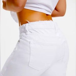 Good American Girlfriend White Distressed Ripped Denim Jeans 4